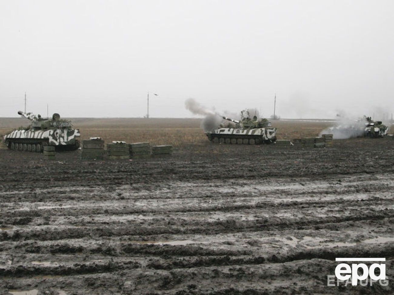 Украинские военные получили ранения при обстрелах