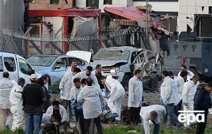 Полицейские эксперты на месте теракта, 31 марта 2016 года