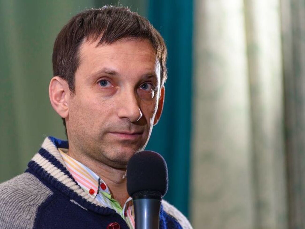 Виталий Портников: Сурков дает понять, что Россия не собирается выполнять Минские соглашения и отказываться от контроля над Донбассом