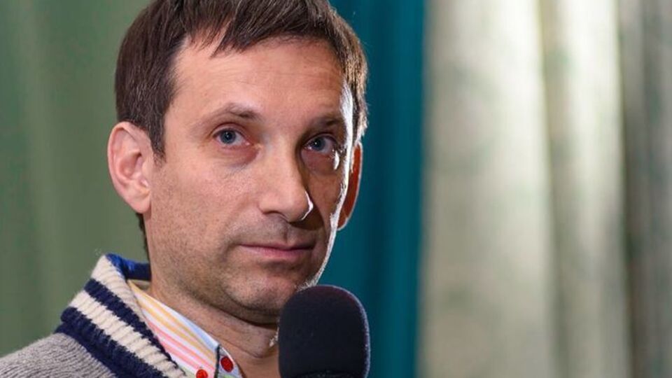Виталий Портников: Сурков дает понять, что Россия не собирается выполнять Минские соглашения и отказываться от контроля над Донбассом