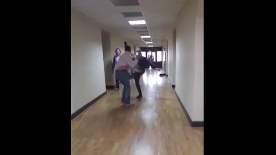 Конфликт между Мирошниченко и Гаранджой продолжился в коридоре