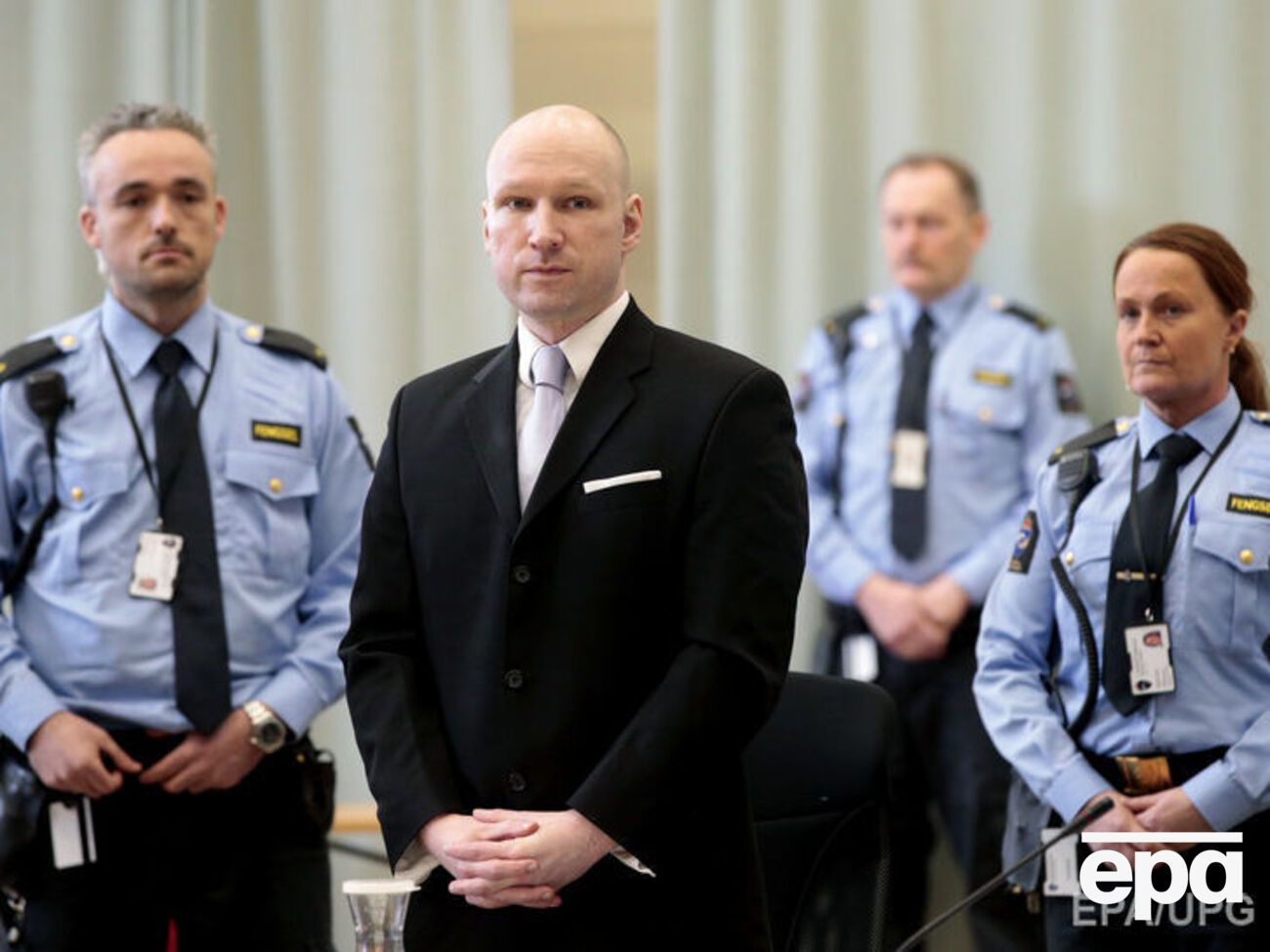 Брейвик выиграл суд у государства