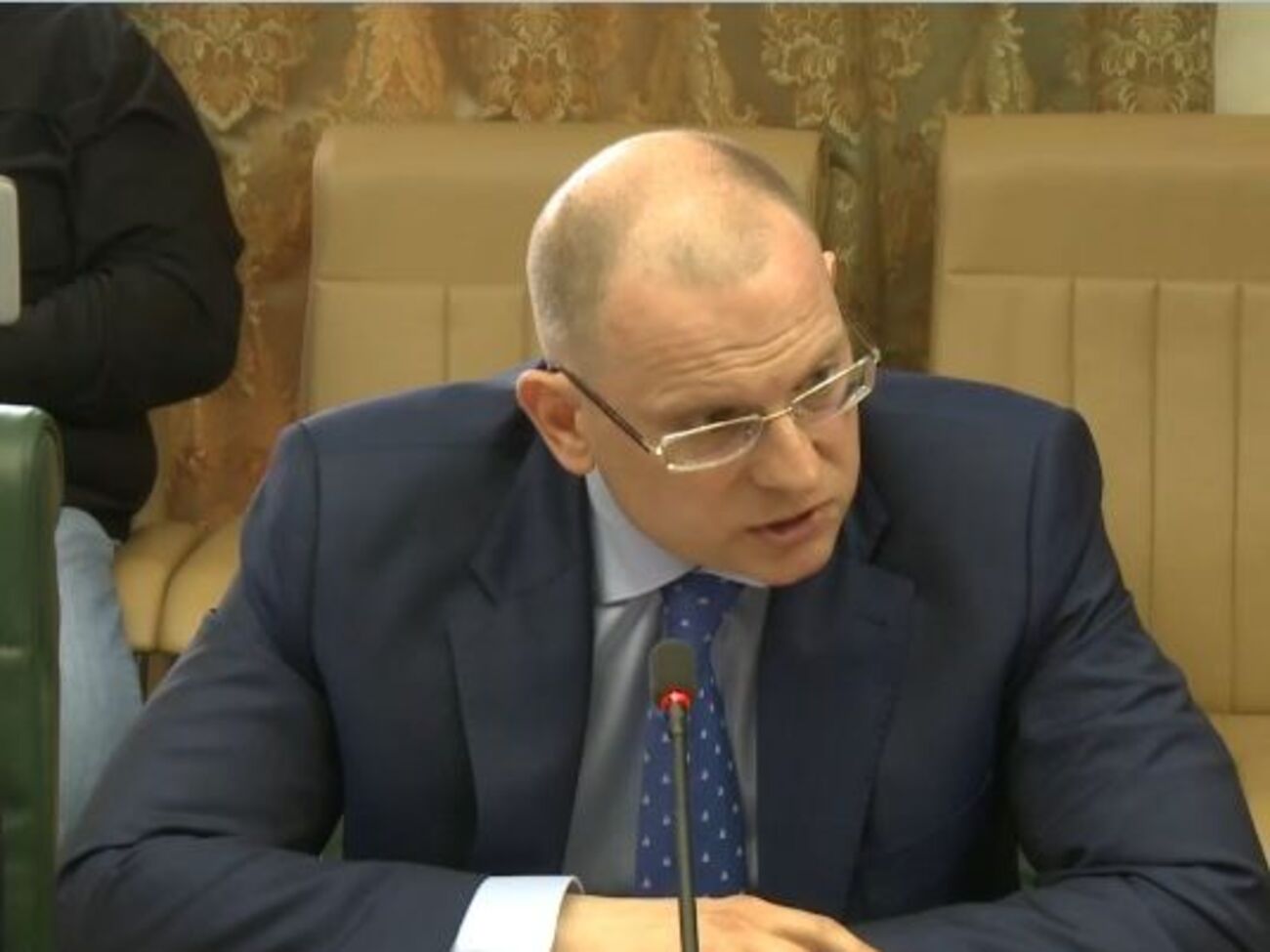 Долгов:&nbsp;Я абсолютно уверен, что миллионы украинских граждан с большим удовольствием смотрели бы российские фильмы