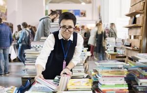 На фестивале "Книжный арсенал" представлены почти все украинские и многие иностранные издательства со своими новинками и бестселлерами