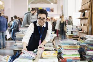 На фестивале "Книжный арсенал" представлены почти все украинские и многие иностранные издательства со своими новинками и бестселлерами