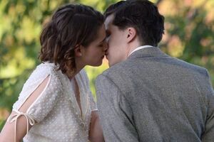 Кристен Стюарт и Джесси Айзенберг исполняют главные роли в фильме