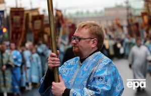 По словам Виталия Милонова, россиянам поступает множество "неприличных" предложений по туристическим поездкам, что недопустимо для Российской Федерации