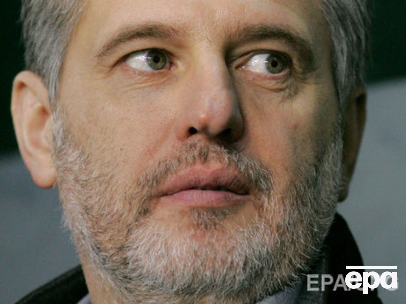 NDR: Фирташ передавал полицейским взятки через берлинского посредника. Выплаты принимались только наличными, зачастую "расчет" проводился на берегу озера на северо-западе Бранденбурга