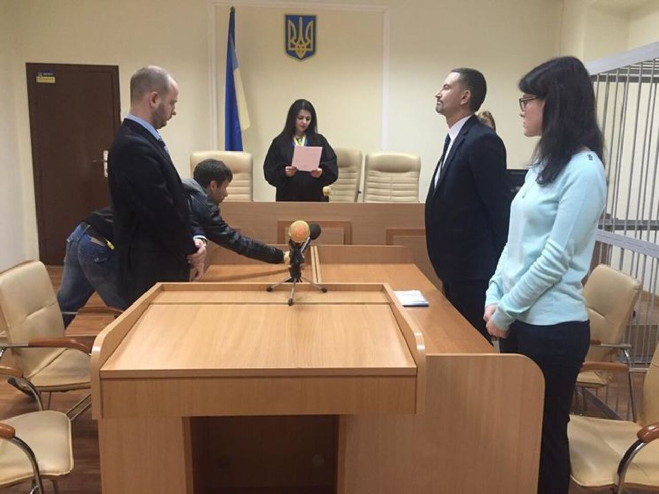 Суд обязал Генпрокуратуру открыть производство в отношении Медведчука