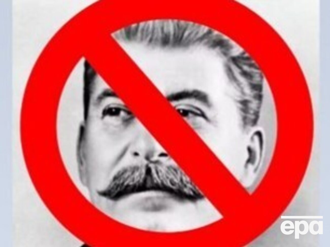 Порошенко заявил, что необходимости в мобилизации нет благодаря большому количеству контрактников