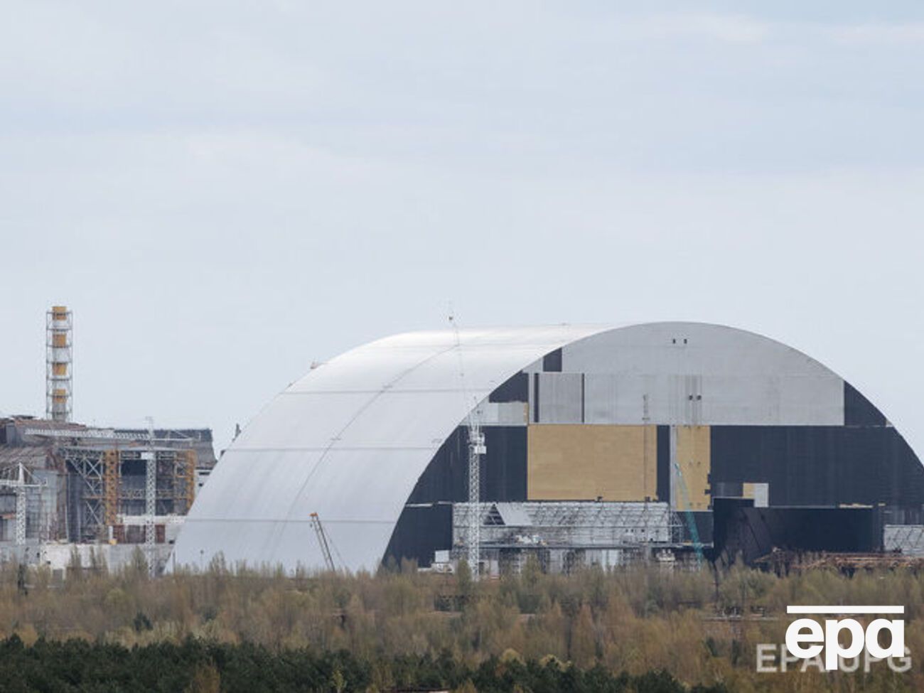 Осенью аркой накроют энергоблок