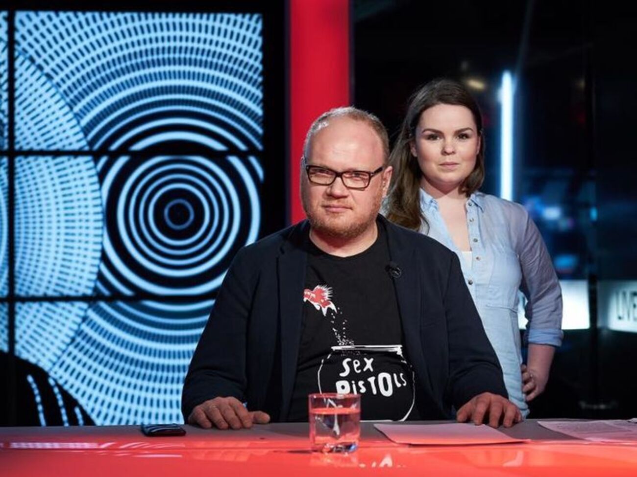 Ранее Кашин (слева) неоднократно критиковал российские власти