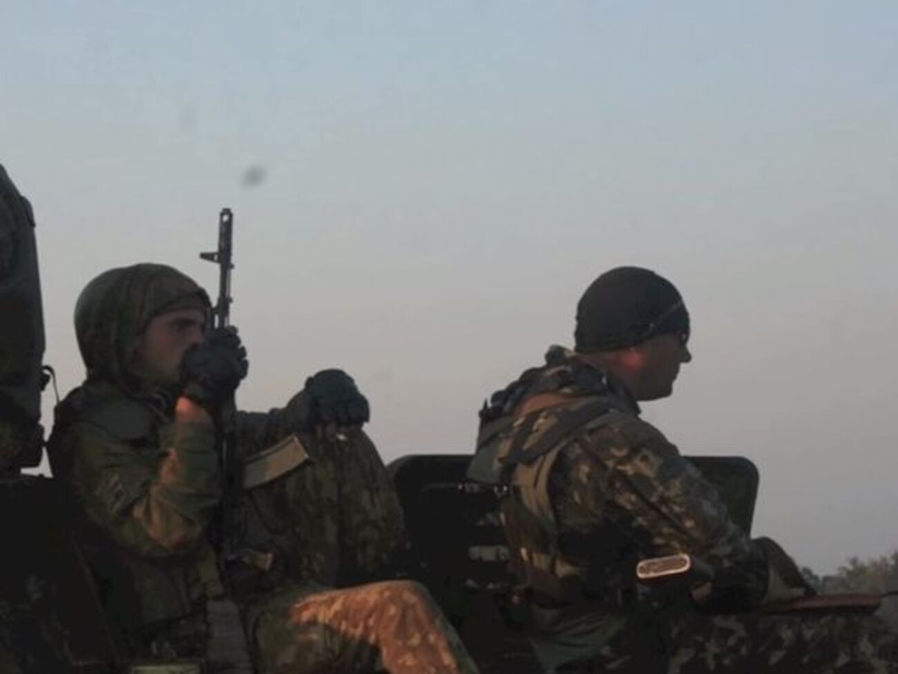 Видеоролик к песне сопроводили кадрами военной хроники