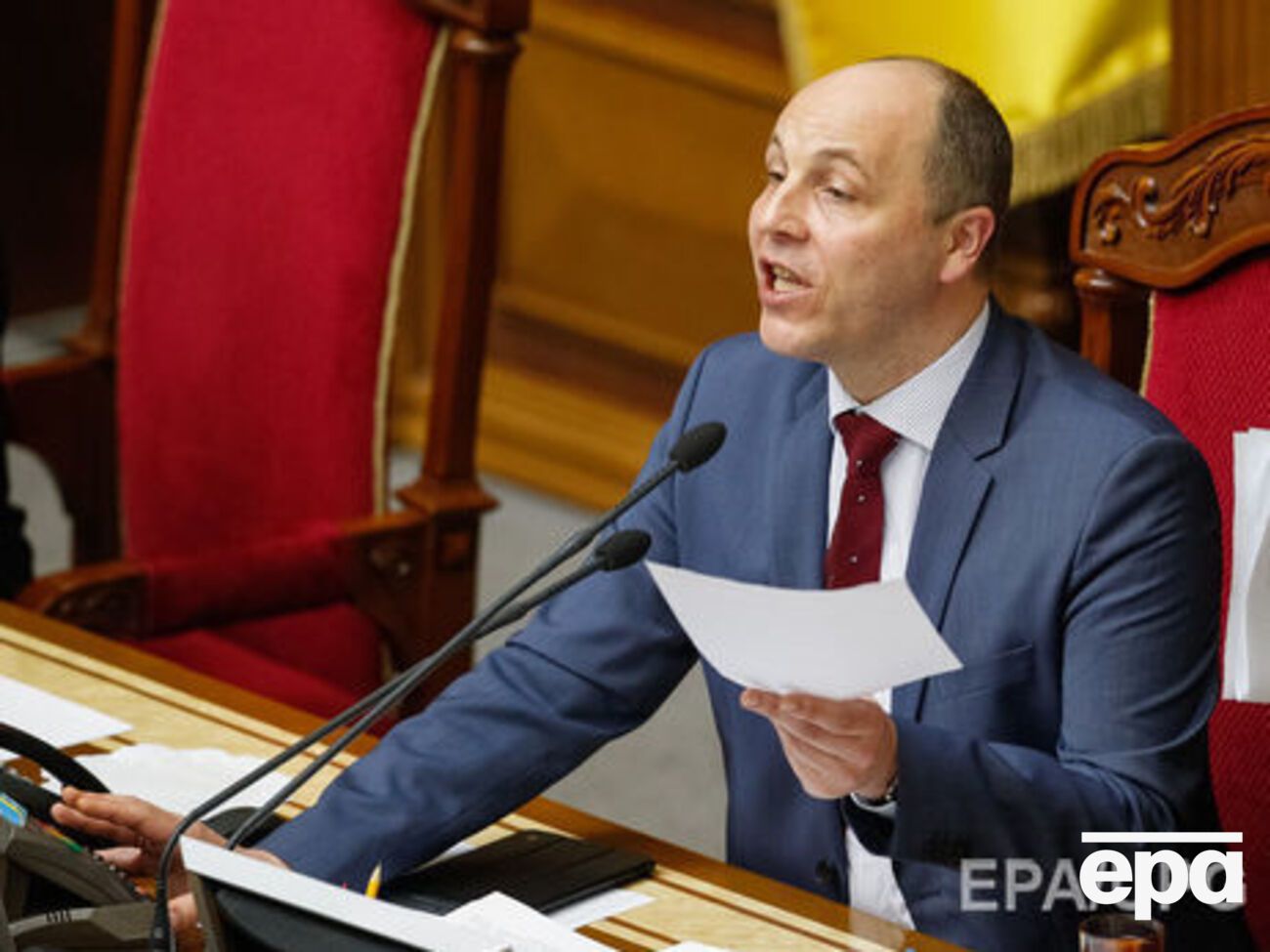 Парубий: Есть много таких, кто по непонятным причинам не ходит на работу и не принимает участие в заседаниях Верховной Рады