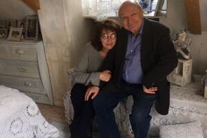 Наталья и Михаил Жванецкие гостили у Полунина в пригороде Парижа