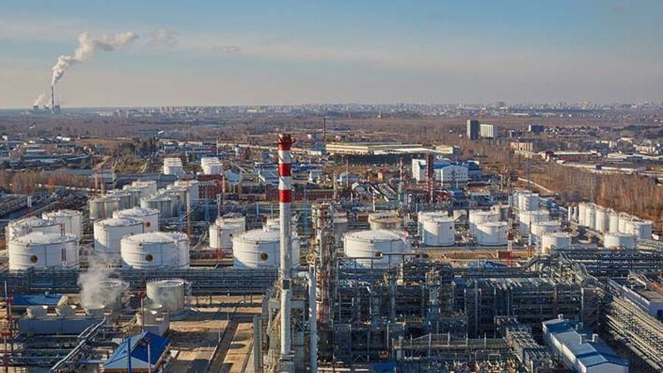 АО "Антипинский НПЗ" занимает 14-е место в рейтинге самых быстрорастущих компаний РФ по версии РБК