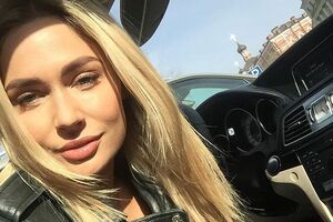 Рудова: Папулю встретила и проводила. Поехал к бабуле. Люблю тебя. Папина доча