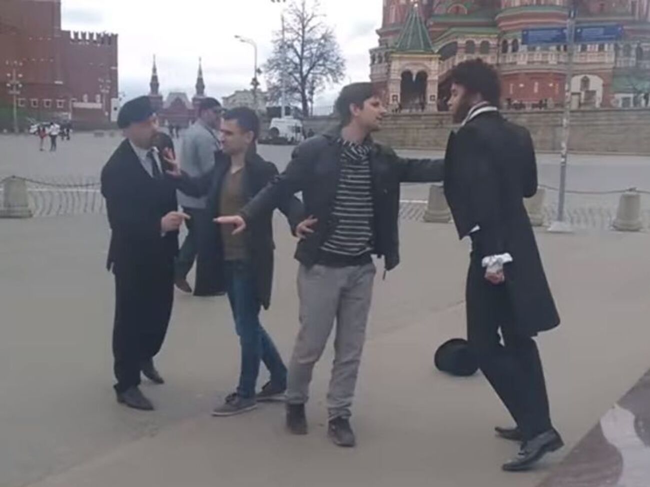 Актеры подрались, не поделив клиента