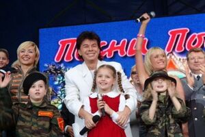 Газманов будет праздновать День Победы в ОАЭ