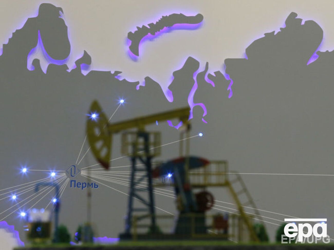 Политолог Эйдман предложил российской оппозиции инициировать раздачу нефтяной ренты жителям РФ