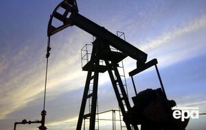 Нефть стабилизировалась ниже $45 за баррель