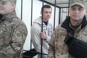 Краснову продлили содержание под стражей