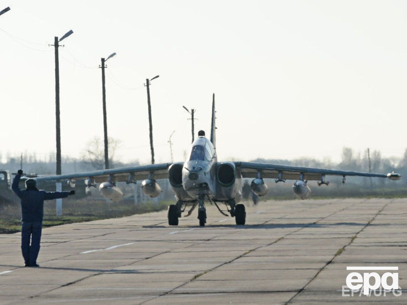 Российские оккупационные войска перебросили в Крым боевые самолеты Морской авиации Северного флота РФ