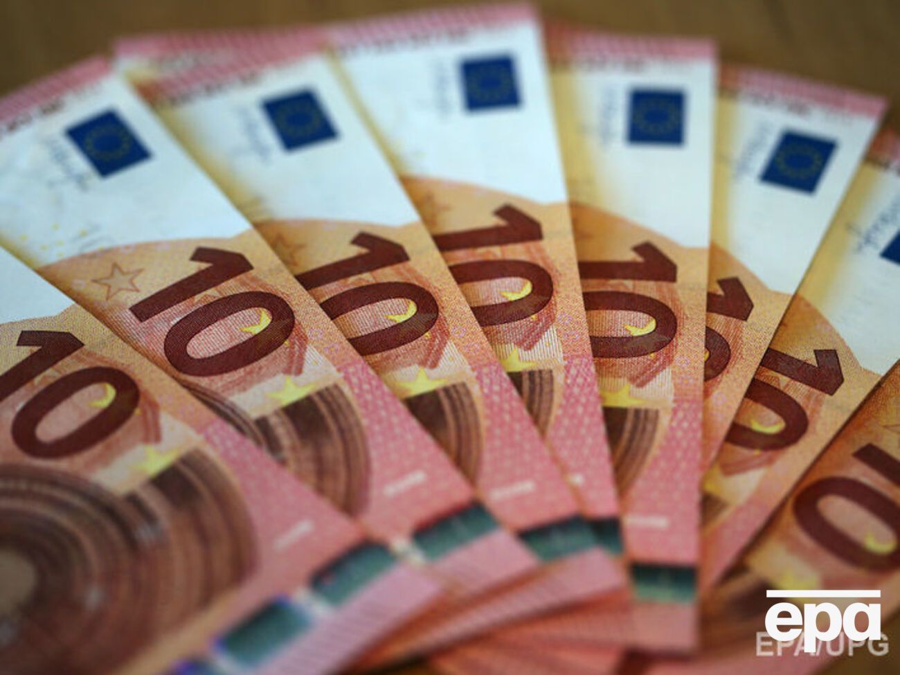 Нацбанк установил курс гривны на 27 апреля