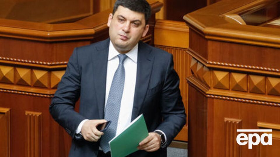 Гройсман поручил разобраться с запретом на работу в Украине Шустеру