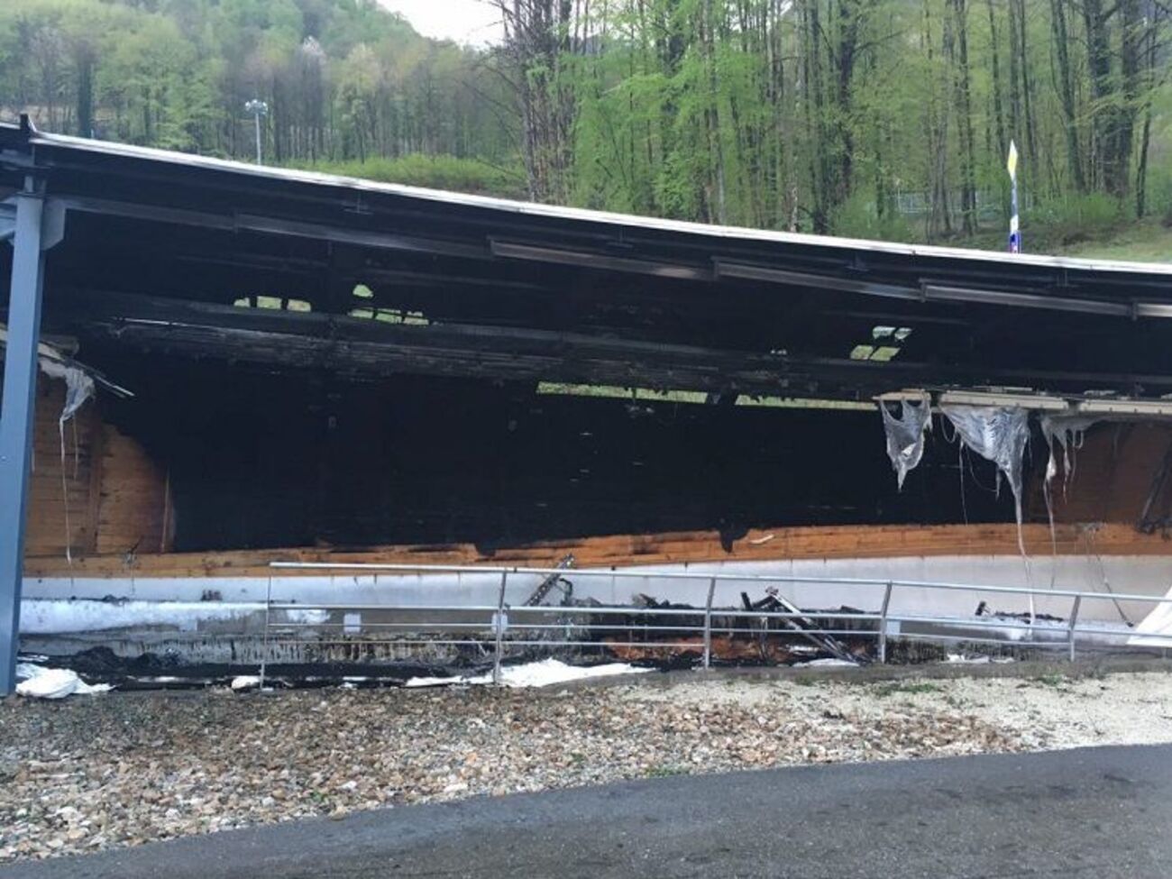 Под Сочи сгорела построенная к Олимпиаде 2014 года&nbsp;санно-бобслейная трасса