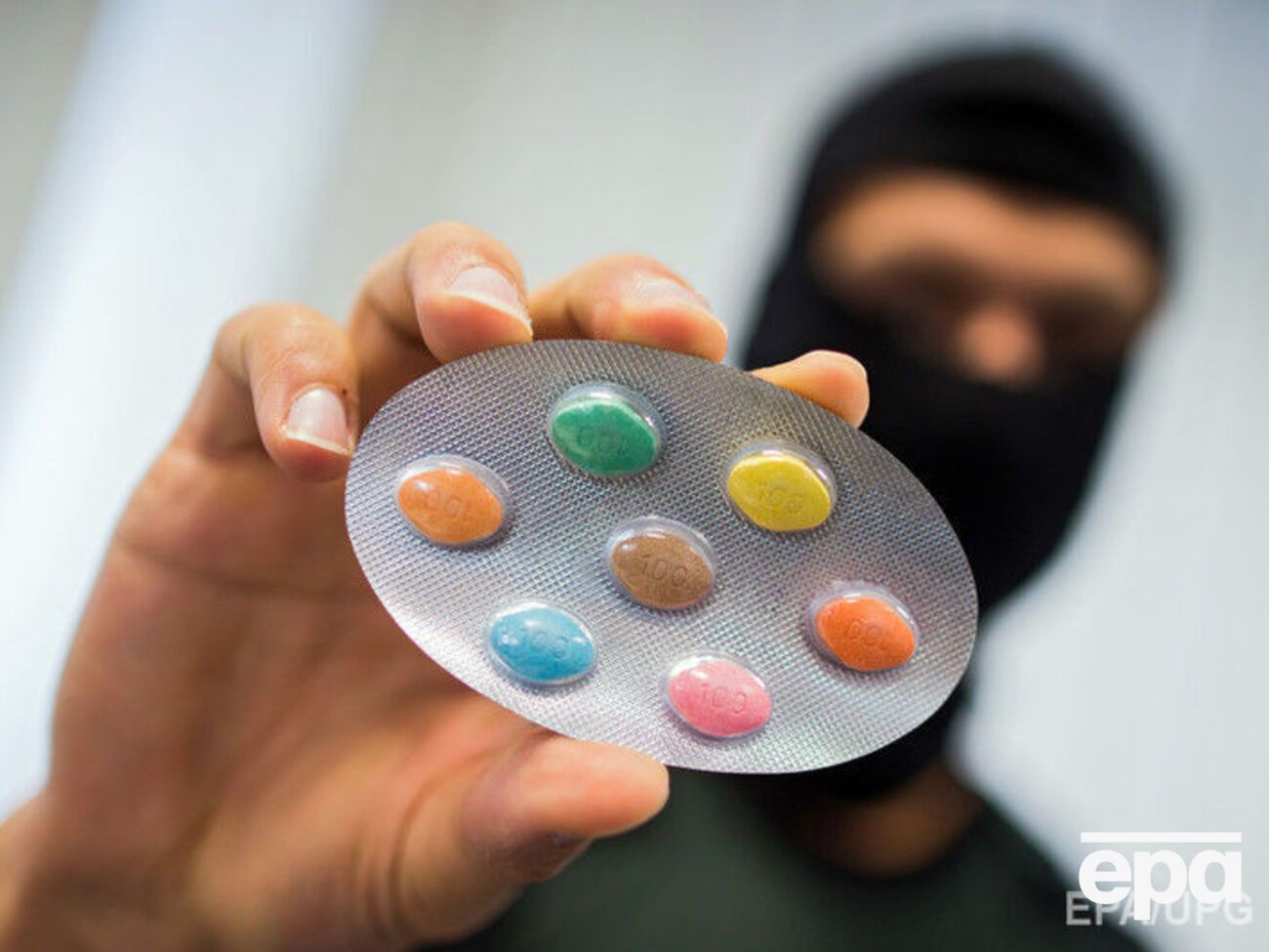 Таблетки, которые погибшие принимали под видом Norco, содержали&nbsp;фентанил&nbsp;&ndash;&nbsp;мощный опиоидный анальгетик