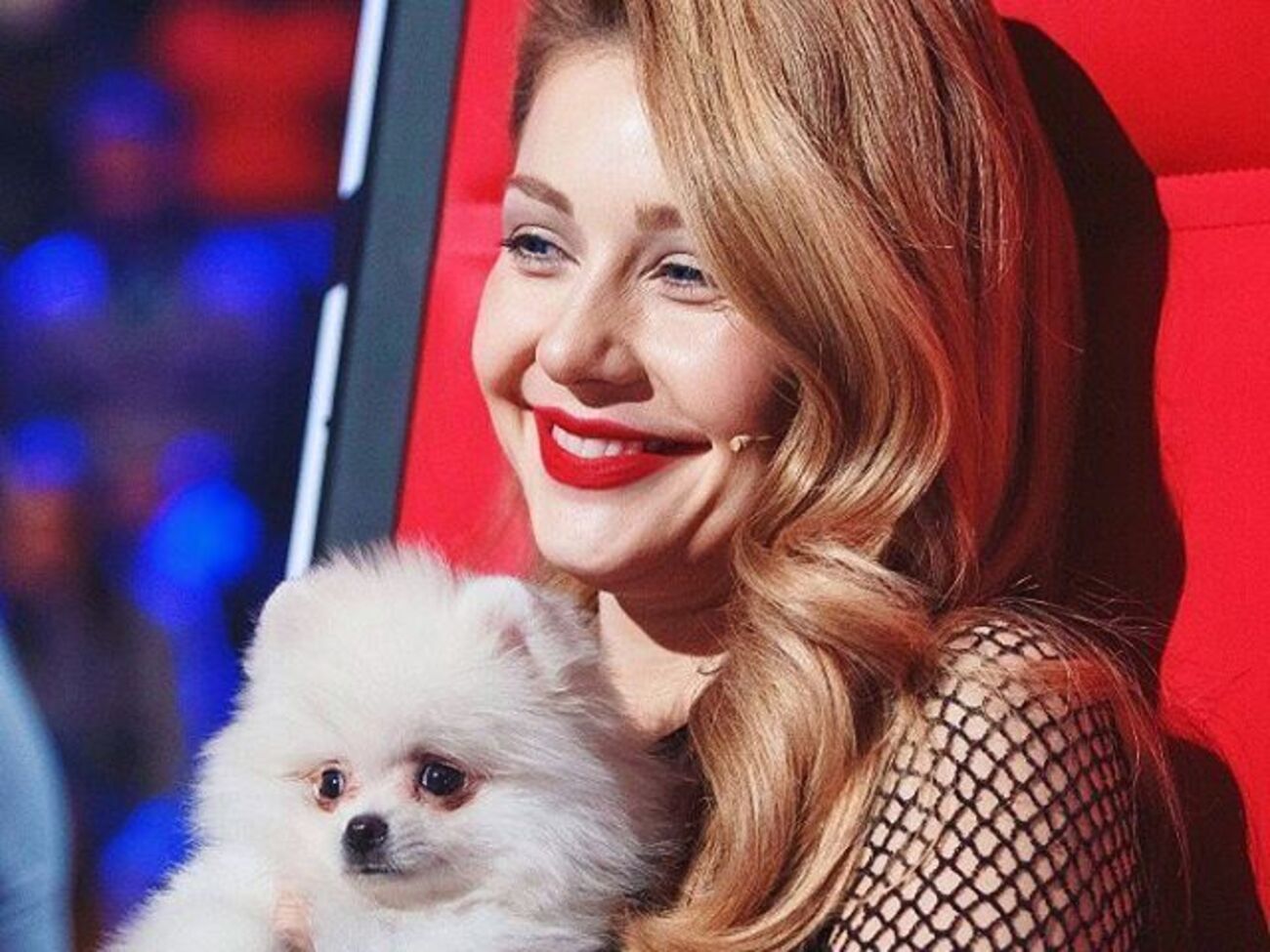 Тина Кароль дала собаке кличку Войс