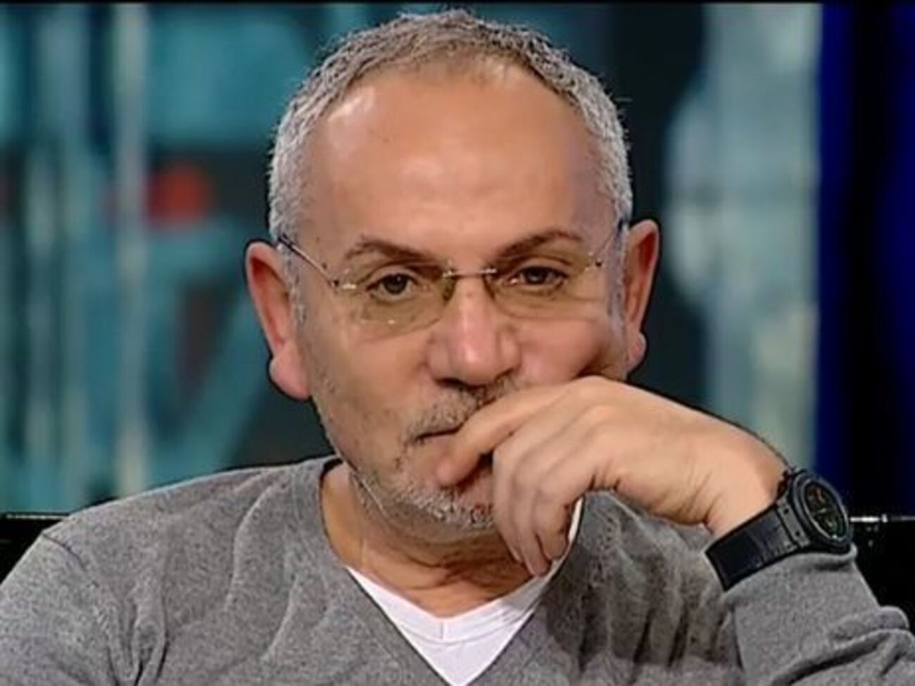 Защита Шустера не исключает, что ему могут аннулировать вид на жительство в Украине