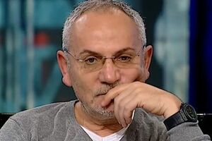 Защита Шустера не исключает, что ему могут аннулировать вид на жительство в Украине