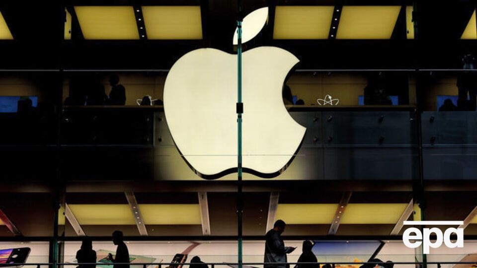 Apple подала иски к российским фирмам, занимающимся продажей техники