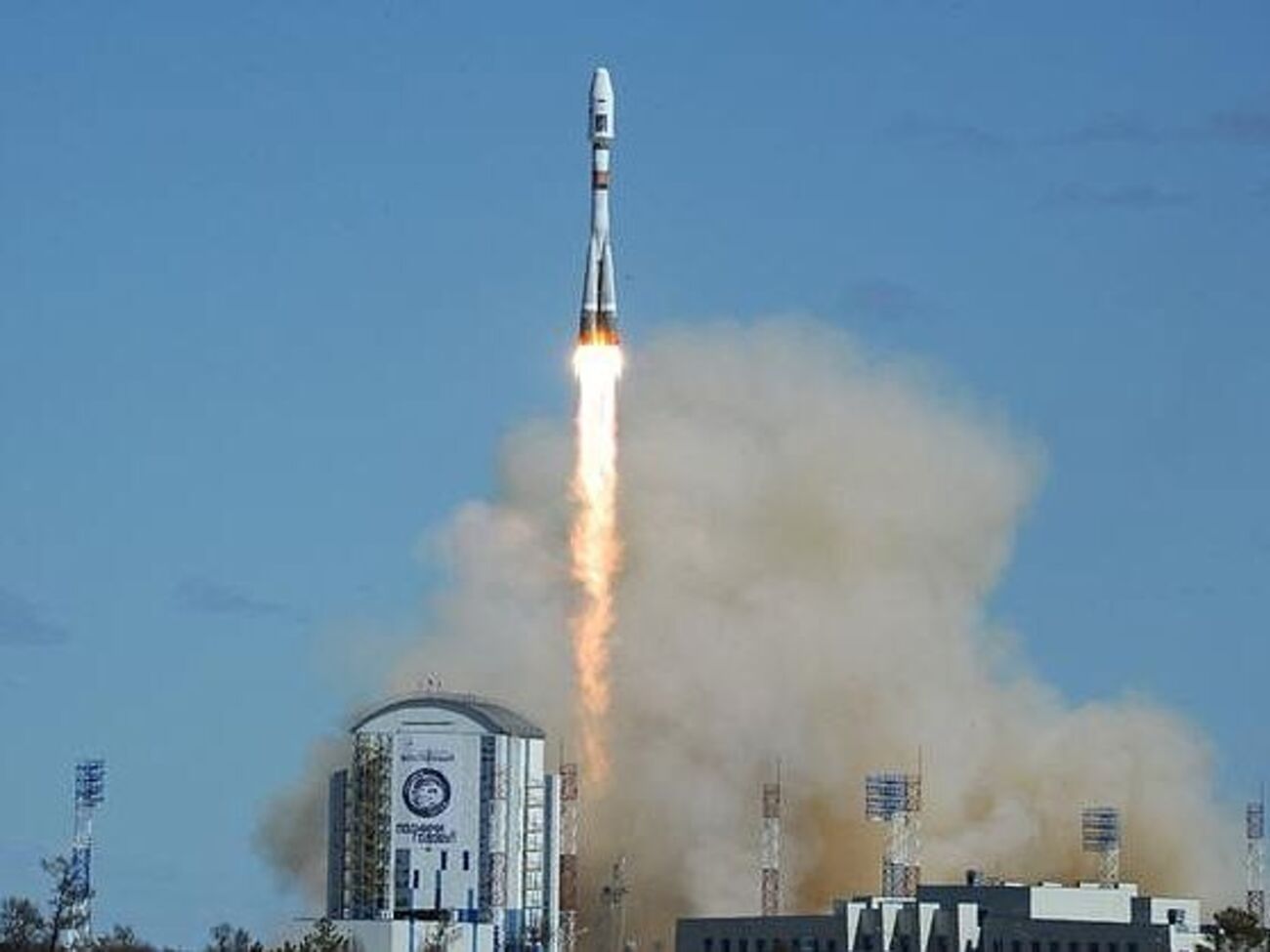 Запуск ракеты по техническим причинам перенесли на сутки