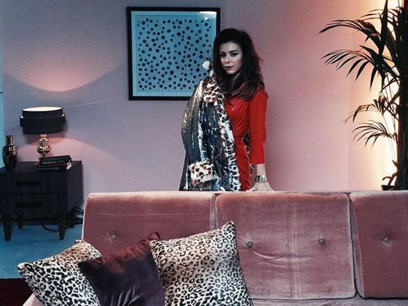 Вышел тизер клипа "Уходи по-английски"