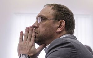 Сергей Власенко: Это крючок, который можно использовать как в одну, так и в другую сторону