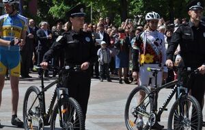 С автомобилями и велосипедами: в Кировограде запустили патрульную полицию. Фоторепортаж