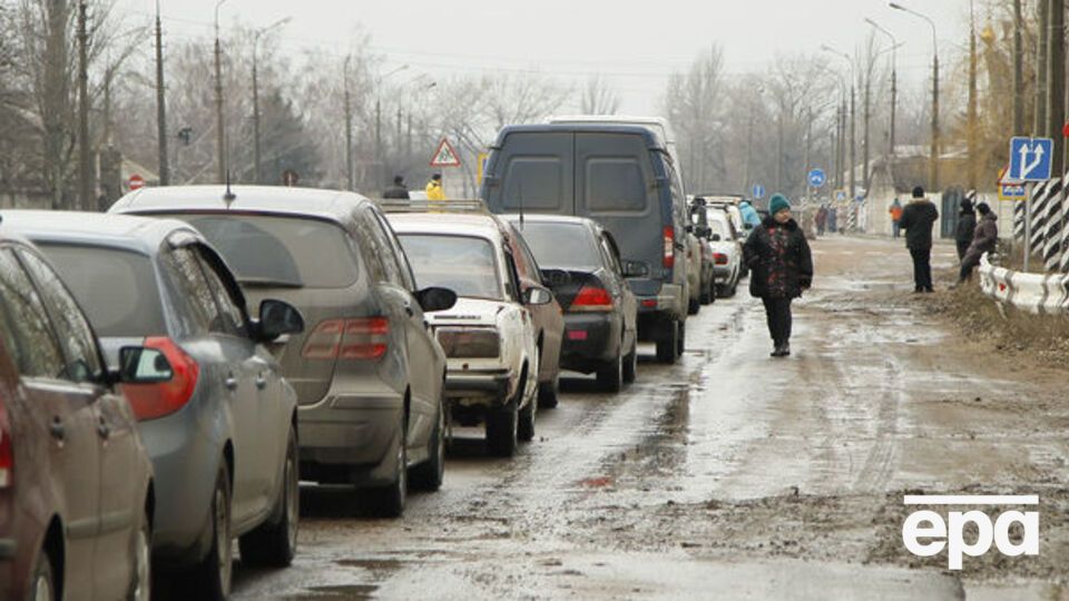 Пункт пропуска "Станица Луганская" откроют, если боевики прекратят обстрелы, заявил Тука