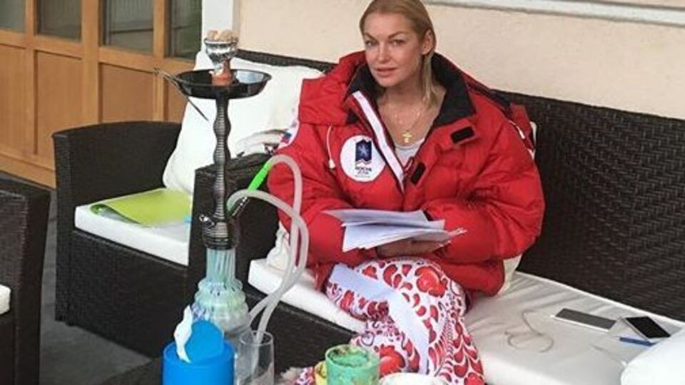 Волочкова: Как неожиданно приятно увидеть на пороге моего дома Саида с букетом роз в этой неоднозначно сложившейся для всех нас ситуации