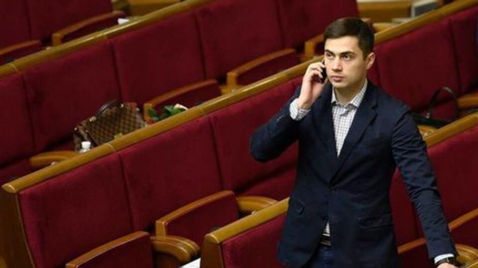 Фирсов: На текущее финансирование партии на самом деле надо немного