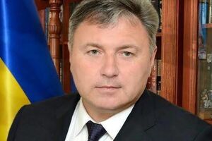 Юрий Гарбуз c 2005 по 2010 годы возглавлял Марковскую районную государственную администрацию Луганской области