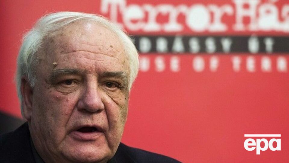 Буковский продолжает голодовку