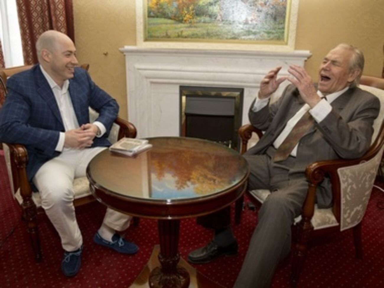 Дмитрий Гнатюк: Сталин мне сказал: "Садыс, пакушай" – и я сел. Пирожочек откусил, а проглотить не могу. От испуга