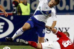 Алиев в футболке киевского "Динамо"