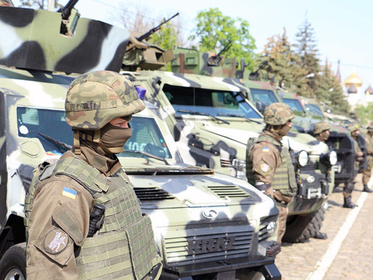 400 нацгвардейцев провели смотр на Куликовом поле в Одессе. Фоторепортаж