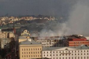 В здании минобороны мог сгореть архив департамента имущественных отношений