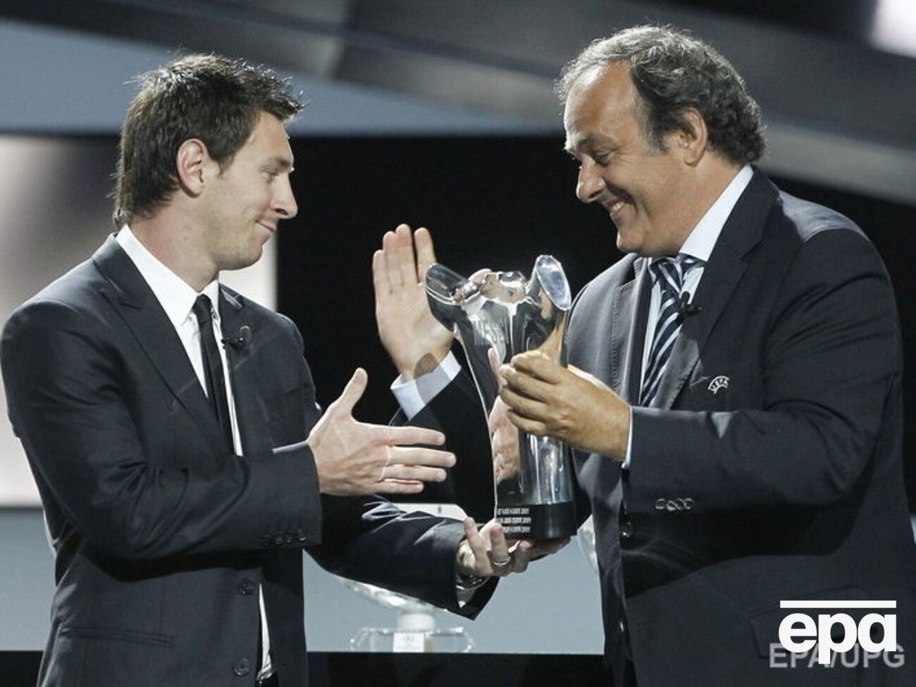 Месси и Платини оказались фигурантами скандального расследования