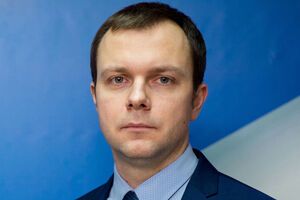 Кого именно собираются проверит, Куренной не уточнил